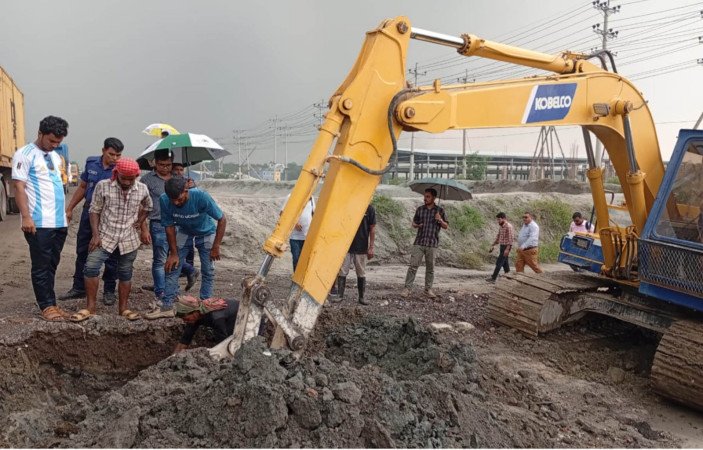 সোনারগাঁওয়ে অবৈধ গ্যাস সংযোগ উচ্ছেদ অভিযানে ২ হাজার অবৈধ বার্নার বিচ্ছিন্ন