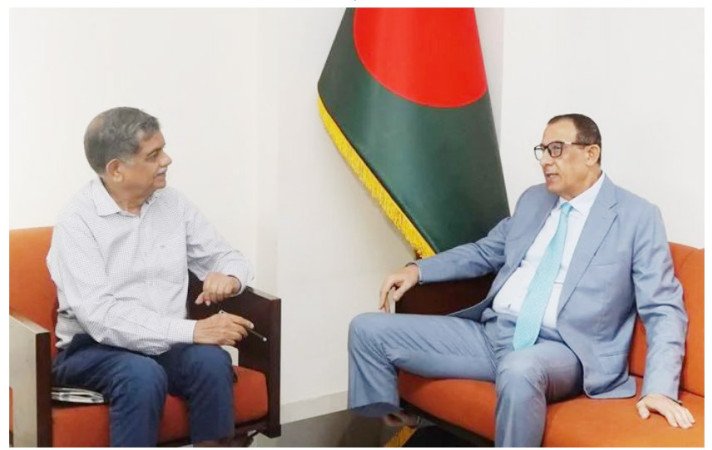 শিক্ষা উপদেষ্টার সাথে ফিলিস্তিনের রাষ্ট্রদূতের সাক্ষাৎ