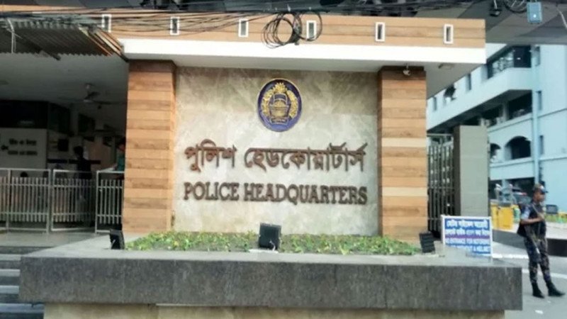 তিনটি গার্মেন্টস কারখানা মালিকের বিরুদ্ধে ইন্টারপোলে রেড নোটিশ জারির উদ্যোগ সরকারের