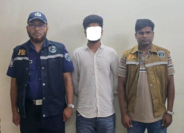 ফেসবুক বন্ধু তরুণীর ছবি এডিট করে পর্নো সাইটে, যুবক গ্রেফতার