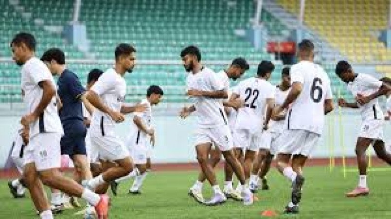 নেপালে অবস্থানরত বাংলাদেশ জাতীয় ফুটবল দলের নিরাপদ প্রত্যাবর্তনে সর্বোচ্চ প্রচেষ্টা চালাচ্ছে সরকার