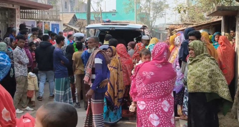 চাঁপাইনবাবগঞ্জের সোনামসজিদ স্থলবন্দরে ভারতীয়  ট্রাকের ধাক্কায় পথচারী নিহত
