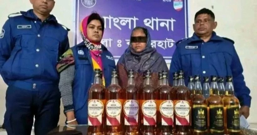 মোংলায় যৌথ অভিযানে নারী মাদক কারবারি গ্রেপ্তার