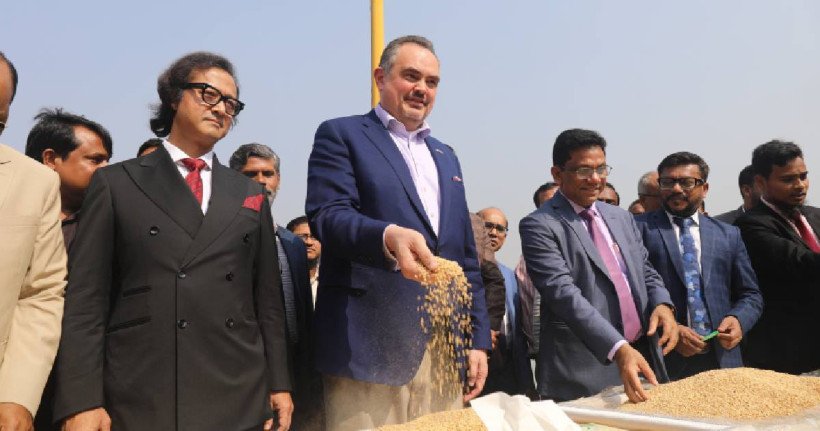 যুক্তরাষ্ট্র থেকে বাংলাদেশের জন্য নতুন গম সরবরাহ