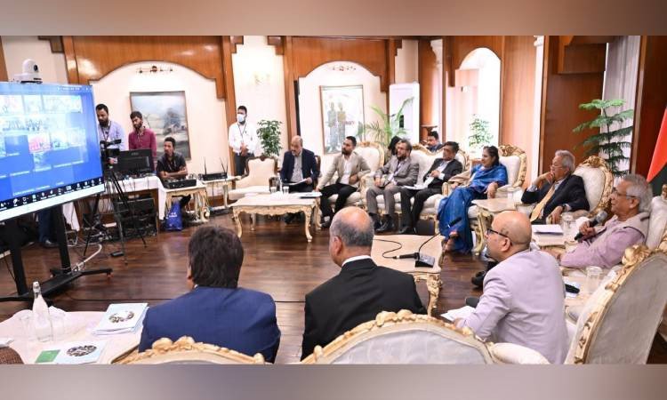 প্রধান উপদেষ্টার পার্বত্য অঞ্চলে ১২টি বিদ্যালয়ে ই-লার্নিংয়ের উদ্বোধন: এক নতুন দিগন্তের উন্মোচন- পার্বত্য উপদেষ্টা