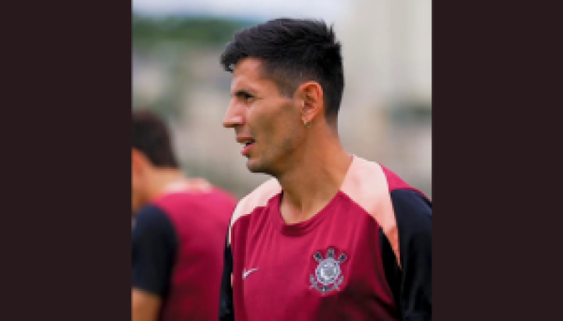 দুই ফুটবল পরাশক্তির সেতুবন্ধন—নতুন চুক্তিতে আর্জেন্টাইন তারকা ফ্যাব্রিজিও অ্যাঞ্জিলেরি