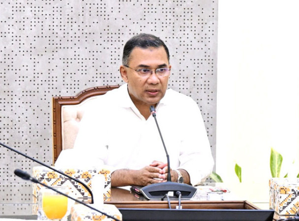 বিশ্ববাজারে প্রতিযোগিতায় টিকে থাকতে টেকসই উৎপাদনে জোর দিলেন প্রধানমন্ত্রী